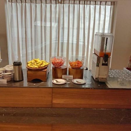 Inder Residency Hotel Ahmedabad Bagian luar foto